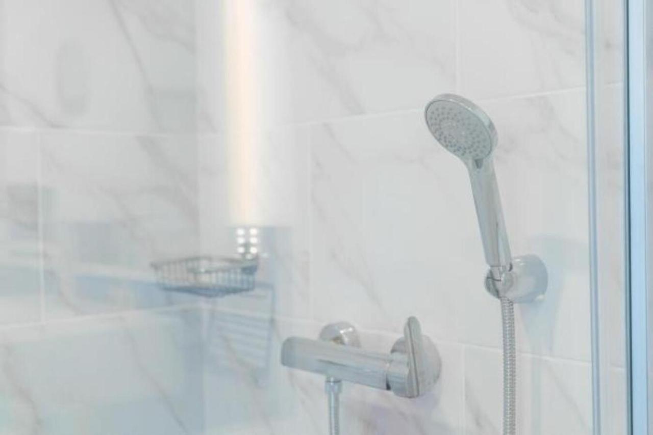 Orbi City Apartments バトゥーミ エクステリア 写真